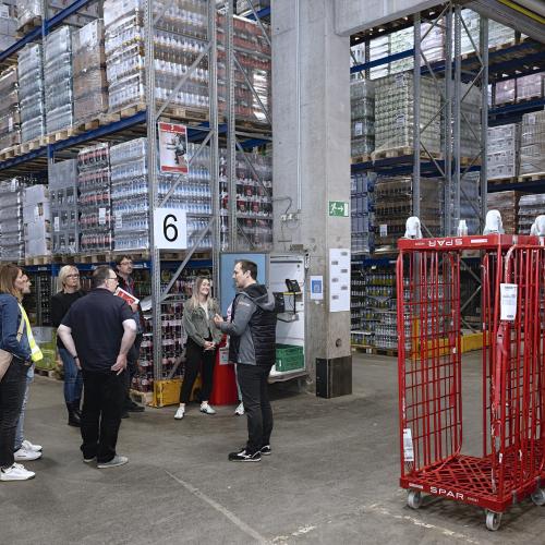 Führung in der SPAR Zentrale