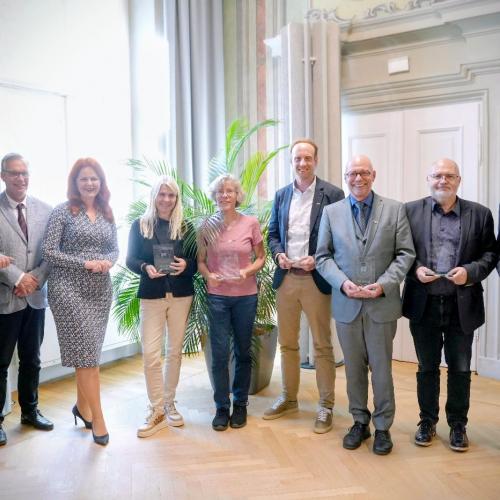 © Land Tirol/Dominik BO Ehrenpreis für Mitglieder der Jury
